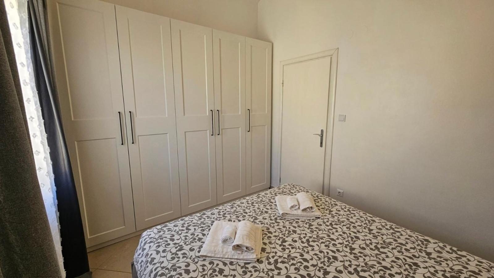 Apartman Moris Malinska Extérieur photo
